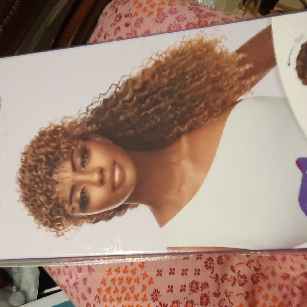 NIB QUICK SASSY PONYTAIL OR BUN AND BANGS BLONDE BROWN #950 CLEARANCE SALE
